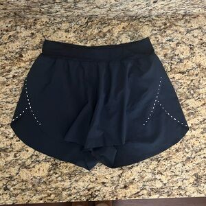 Lululemon Find Your Pace High-Rise Short 3”